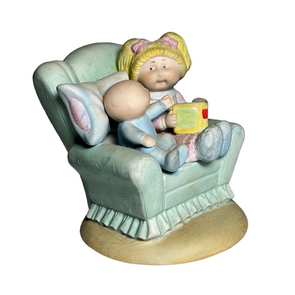 Cabbage Patch Kids porcelain figurine - Picture 2 of 6